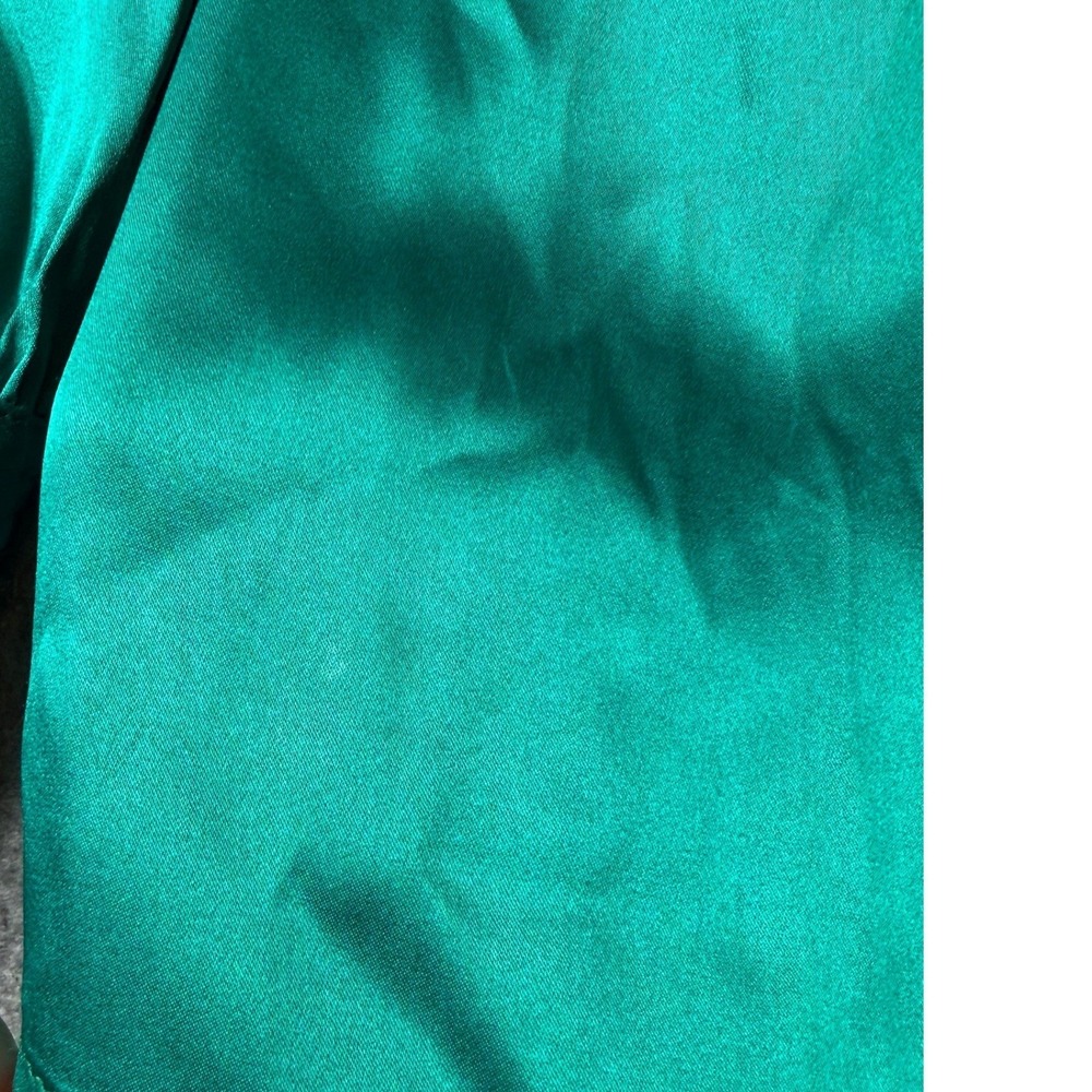 Diane von Furstenberg Green Silk Wrap Blouse Satin V-Neck Tie Waist Top Size 2 - Picture 7 of 8